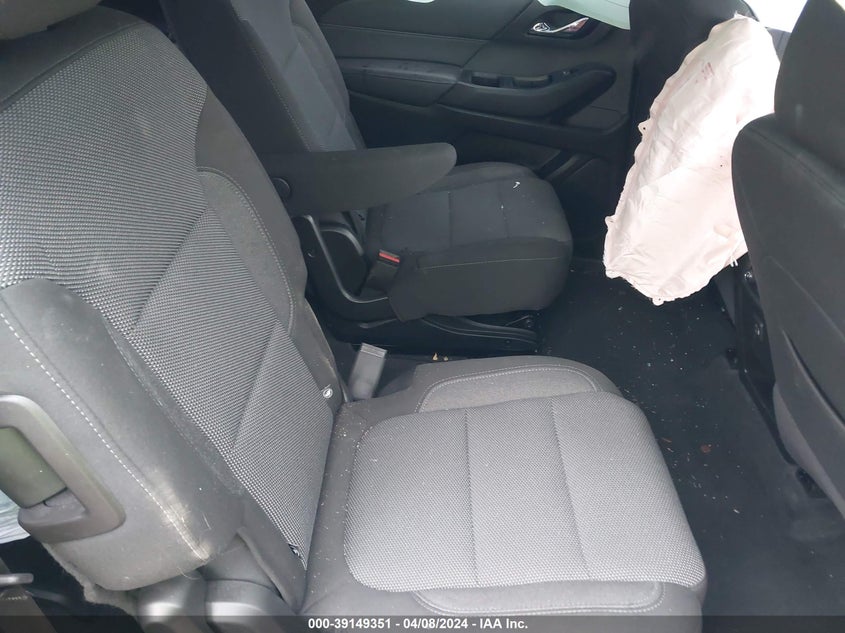 VIN 1GNERGKW2PJ236196 2023 CHEVROLET TRAVERSE FWD LT CLOTH