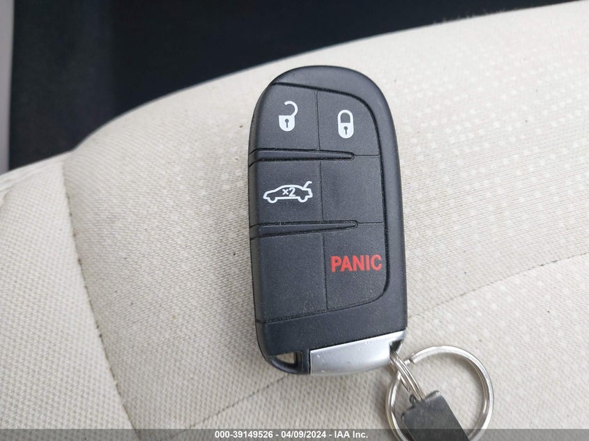 2016 CHRYSLER 200 LIMITED - 1C3CCCAB5GN187730