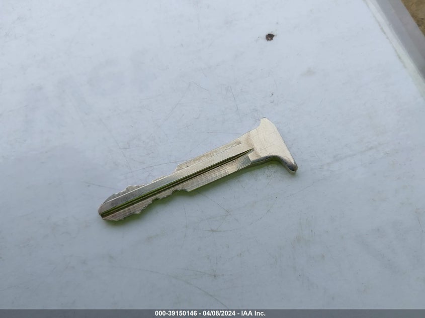 2019 TOYOTA COROLLA LE - 2T1BURHE9KC217928