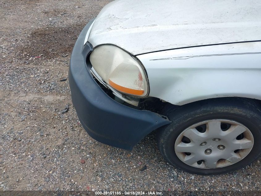 1998 Honda Civic Lx VIN: 1HGEJ6673WL015501 Lot: 39151185