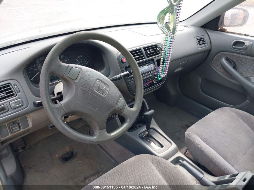 1998 Honda Civic Lx VIN: 1HGEJ6673WL015501 Lot: 39151185