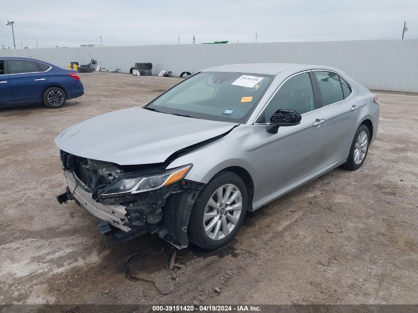 2019 Toyota Camry Le VIN: 4T1B11HK9KU238650 Lot: 39151420