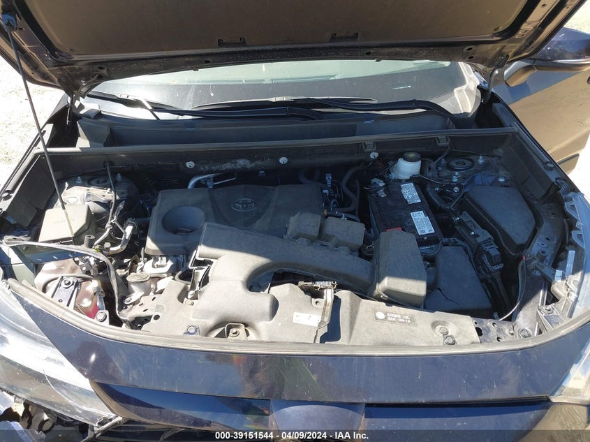 VIN 2T3W1RFV8NW234291 2022 TOYOTA RAV4 XLE/XLE PREMIUM