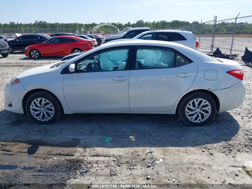 2018 TOYOTA COROLLA LE - 5YFBURHE3JP842940