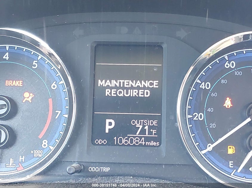 2018 TOYOTA COROLLA LE - 5YFBURHE3JP842940