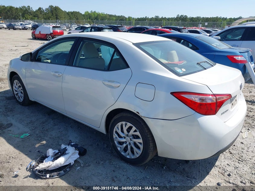 2018 TOYOTA COROLLA LE - 5YFBURHE3JP842940
