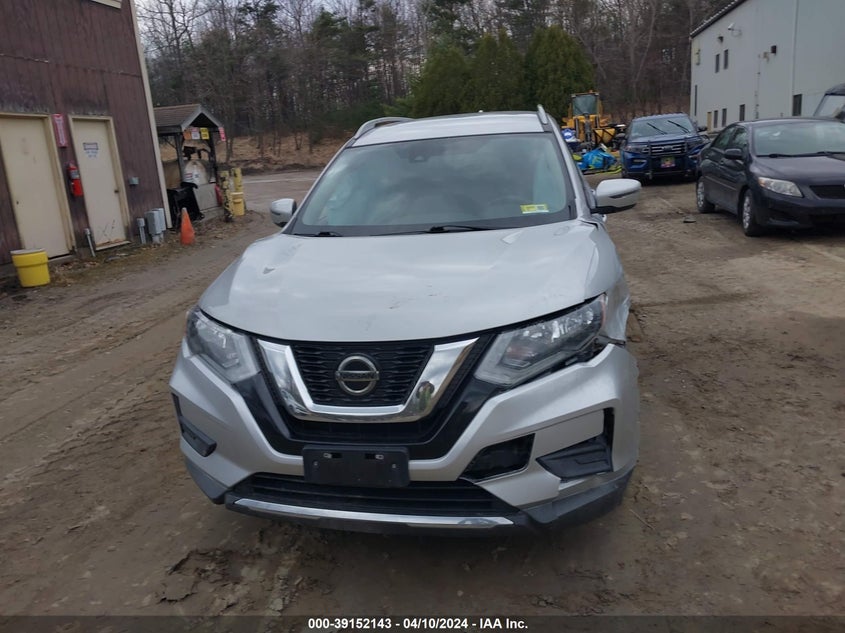 2019 NISSAN ROGUE SV - 5N1AT2MVXKC772077