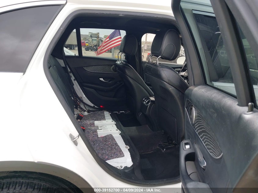 VIN WDC0G4JB0JV026440 2018 MERCEDES-BENZ GLC 300 300