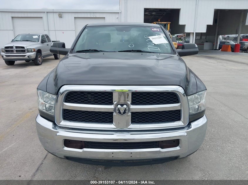2018 RAM 2500 TRADESMAN  4X2 8' BOX - 3C6UR4HJ1JG236981