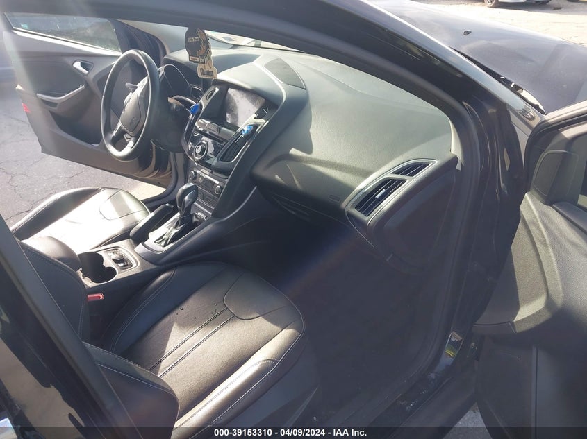 2014 FORD FOCUS TITANIUM - 1FADP3N29EL205000