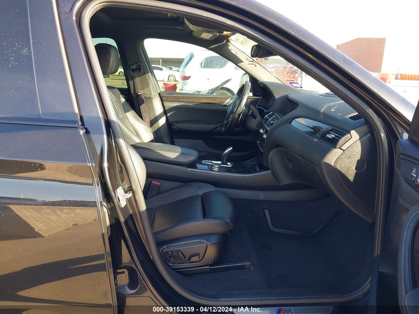 2015 BMW X4 xDrive28I VIN: 5UXXW3C51F0M87495 Lot: 39153339