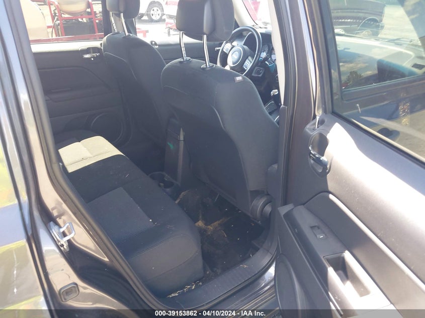 2015 JEEP PATRIOT VIN: 1C4NJRFB8FD215160