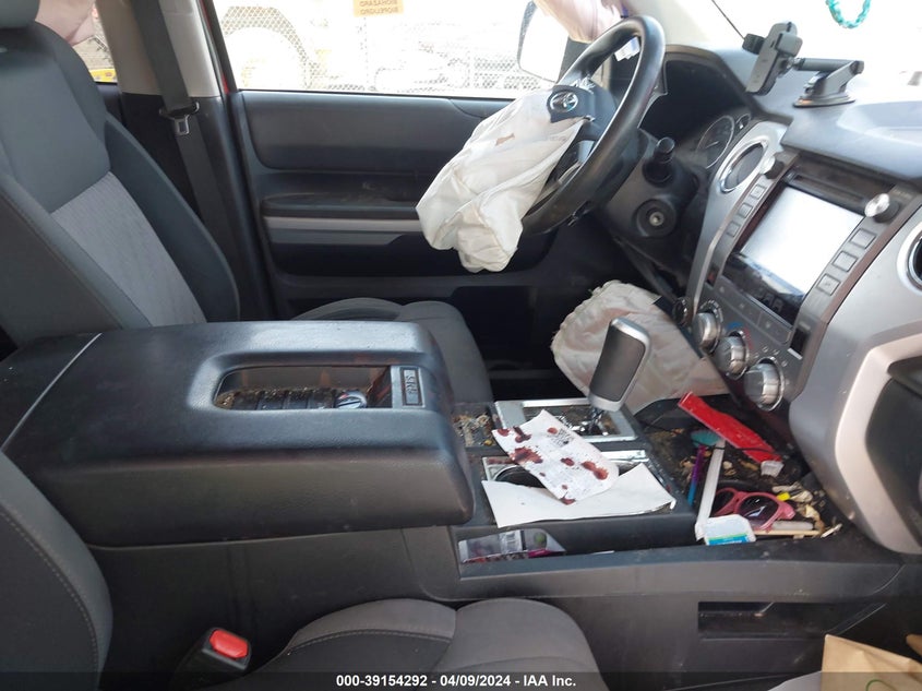 2014 TOYOTA TUNDRA CREWMAX SR5 - 5TFDW5F13EX357622