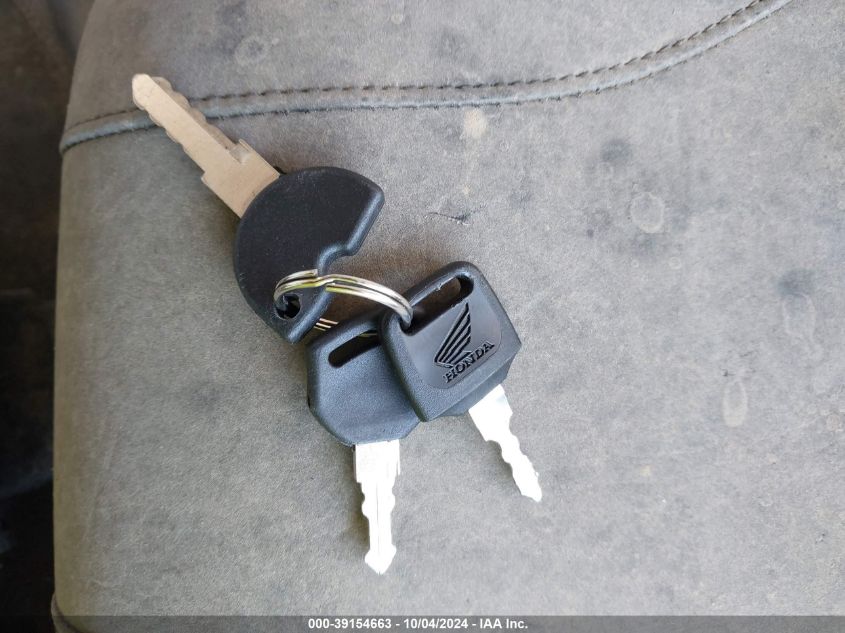 2002 HONDA VT1100 C2 - 1HFSC430X2A204391