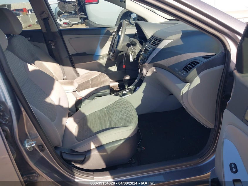 2016 HYUNDAI ACCENT SE - KMHCT4AE0GU116710