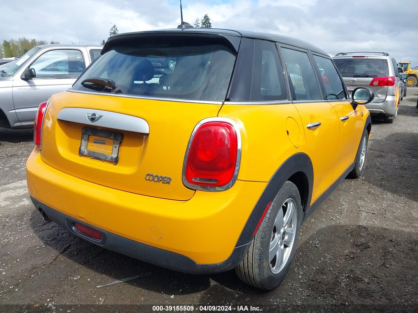 2015 Mini Hardtop Cooper VIN: WMWXS5C54FT830501 Lot: 39155509