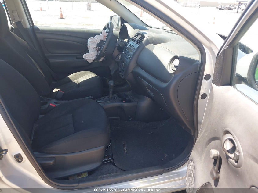 2016 NISSAN VERSA 1.6 S - 3N1CN7AP8GL847688