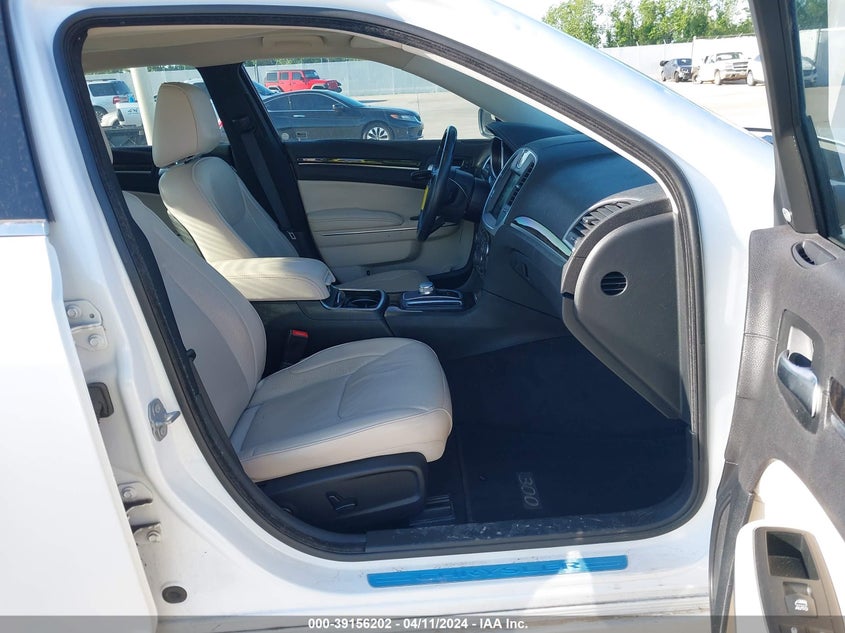 2017 Chrysler 300C VIN: 2C3CCAEG5HH549883 Lot: 39156202