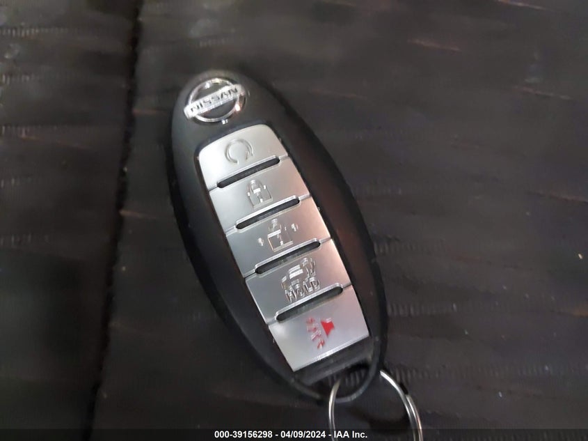 2017 NISSAN ROGUE SV - 5N1AT2MVXHC897444