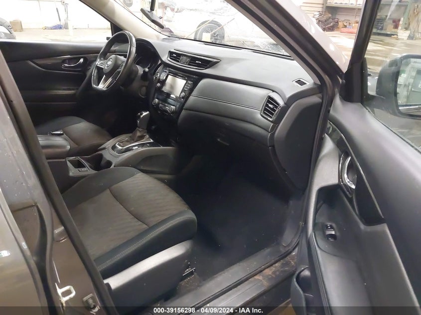 2017 NISSAN ROGUE SV - 5N1AT2MVXHC897444