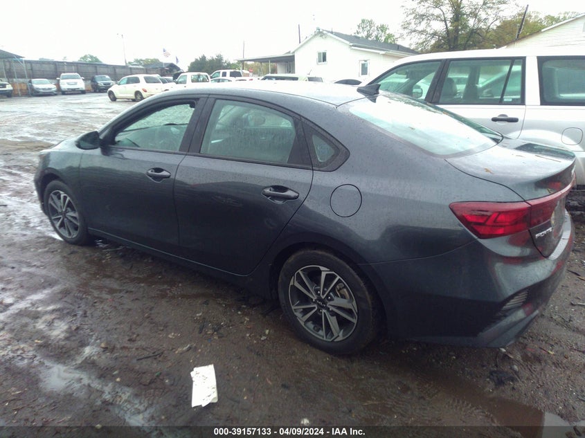 VIN 3KPF24AD8NE416440 2022 KIA FORTE LXS