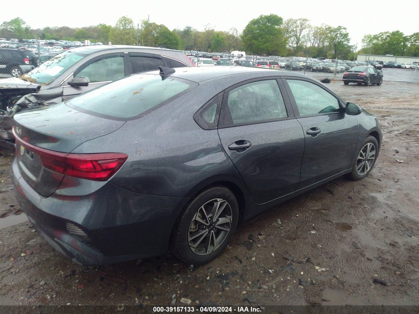 VIN 3KPF24AD8NE416440 2022 KIA FORTE LXS