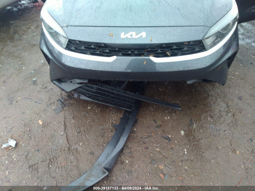 VIN 3KPF24AD8NE416440 2022 KIA FORTE LXS