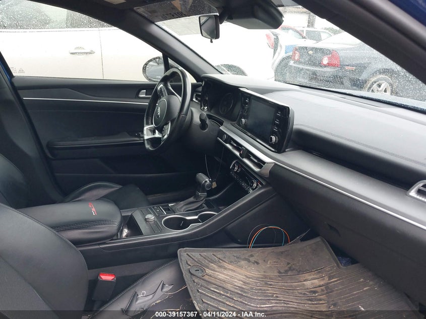 2021 KIA K5 1.6L I-4 DI, DOHC, V(VIN: 5XXG64J27MG072483