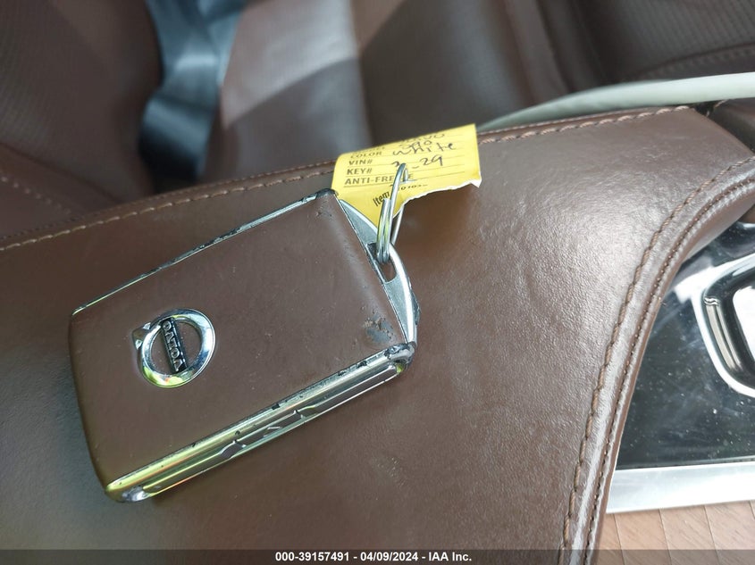 VIN LVYA22ML6KP081135 2019 VOLVO S90 T6 INSCRIPTION
