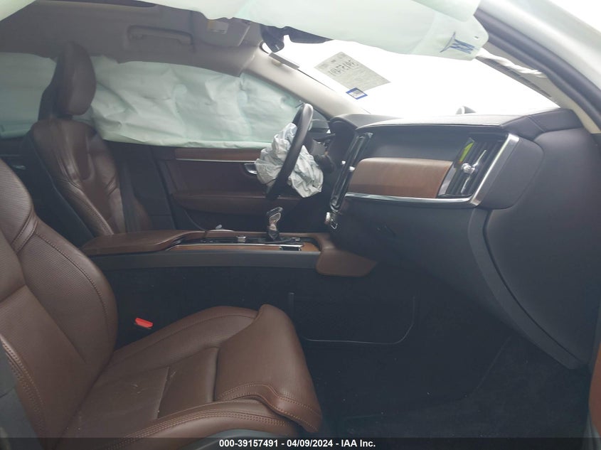 VIN LVYA22ML6KP081135 2019 VOLVO S90 T6 INSCRIPTION