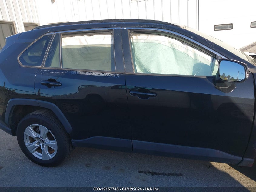 2021 TOYOTA RAV4 XLE - 2T3W1RFV2MC112428