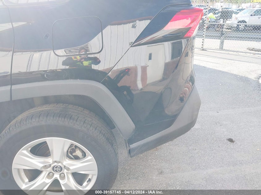 2021 TOYOTA RAV4 XLE - 2T3W1RFV2MC112428