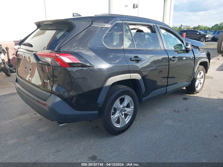 2021 TOYOTA RAV4 XLE - 2T3W1RFV2MC112428