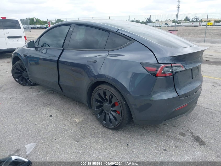 VIN 7SAYGDEF0NF437141 2022 TESLA MODEL Y
