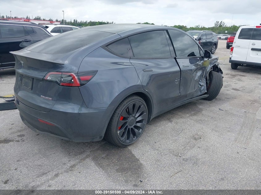 VIN 7SAYGDEF0NF437141 2022 TESLA MODEL Y