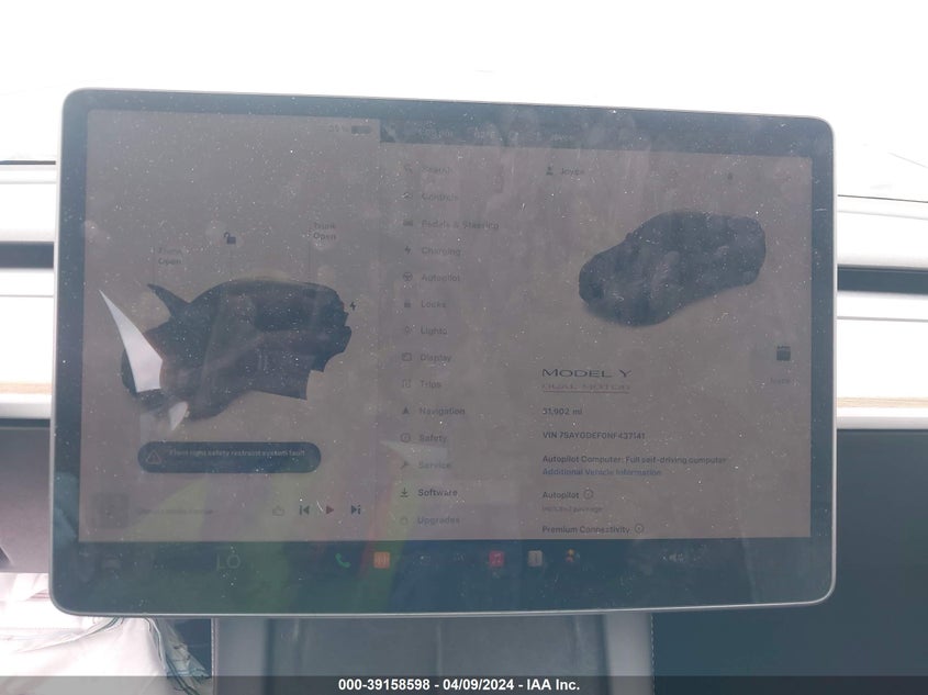 VIN 7SAYGDEF0NF437141 2022 TESLA MODEL Y