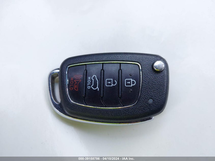 2019 HYUNDAI TUCSON SE - KM8J2CA48KU937946