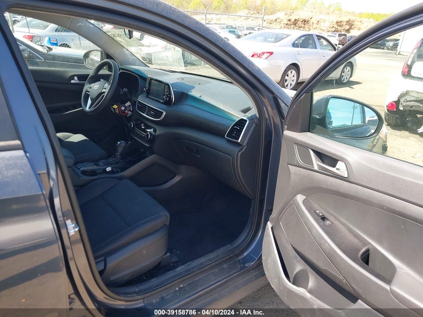 2019 HYUNDAI TUCSON SE - KM8J2CA48KU937946