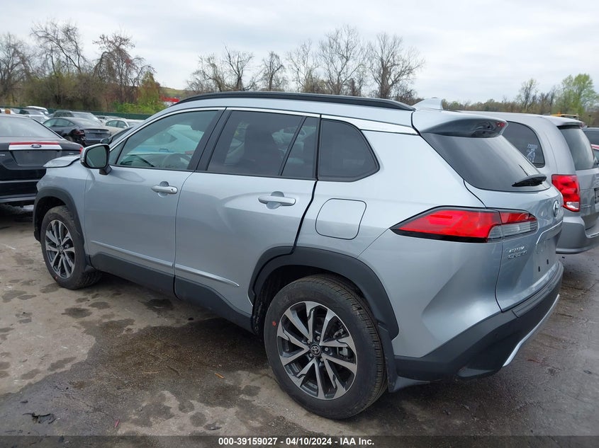 2023 Toyota Corolla Cross Xle VIN: 7MUDAABG9PV070642 Lot: 39159027