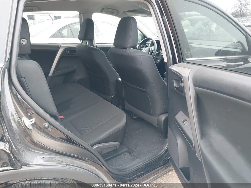 VIN 2T3BFREVXHW563693 2017 TOYOTA RAV4 LE