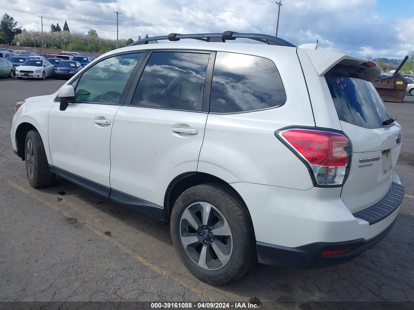 VIN JF2SJAEC7HG473901 2017 SUBARU FORESTER 2.5I PREMIUM