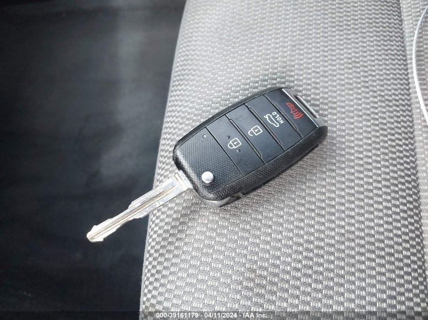 2017 KIA FORTE LX - 3KPFK4A70HE094133