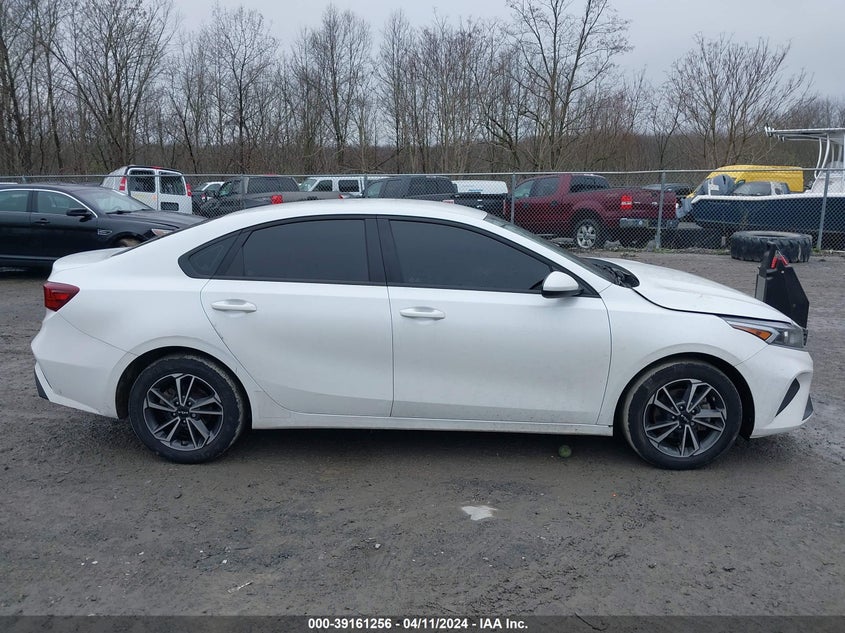 2022 KIA FORTE LXS - 3KPF24AD5NE455373