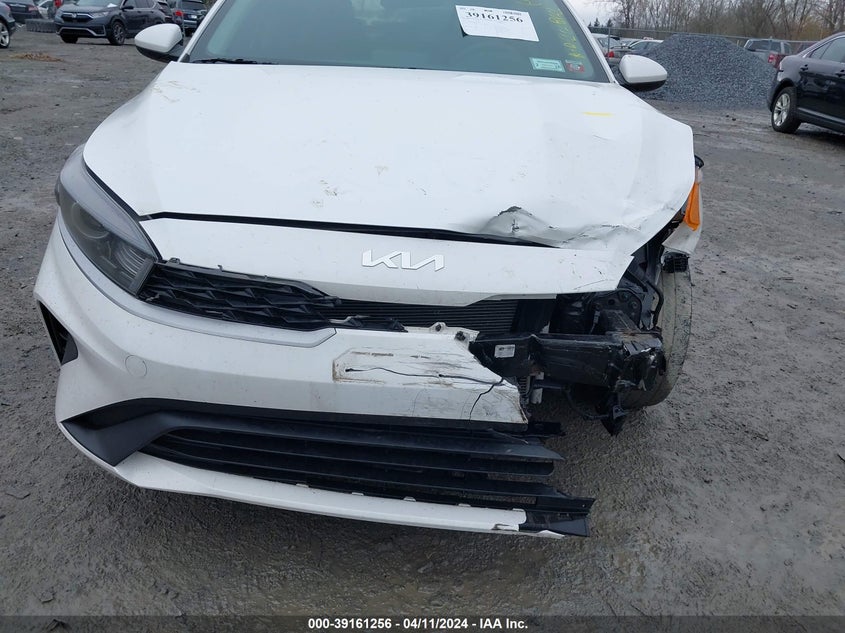 2022 KIA FORTE LXS - 3KPF24AD5NE455373