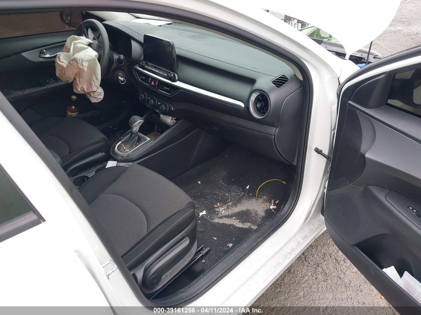 2022 KIA FORTE LXS - 3KPF24AD5NE455373