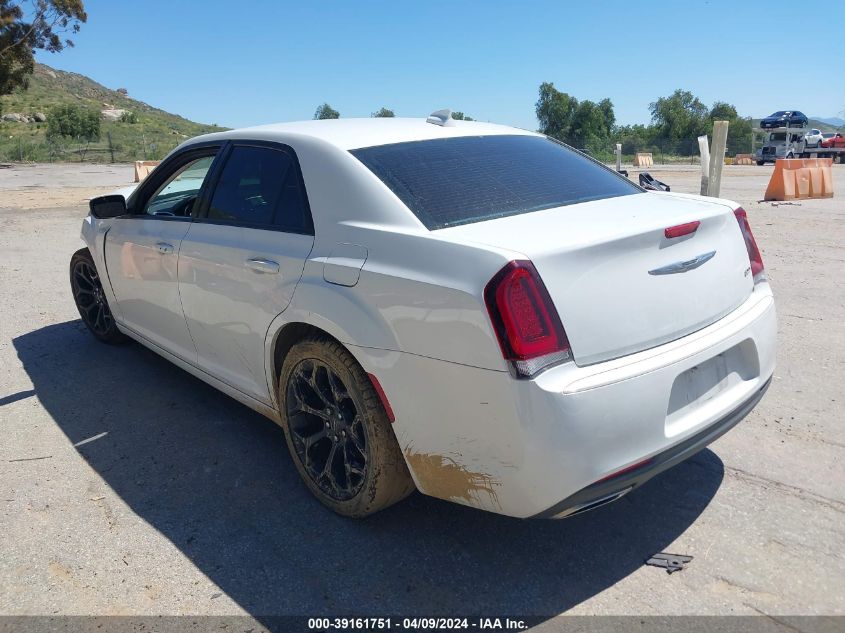 2C3CCAAG6KH693696 2019 Chrysler 300 Touring