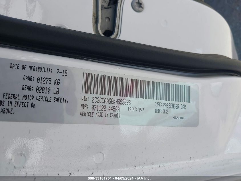 2C3CCAAG6KH693696 2019 Chrysler 300 Touring