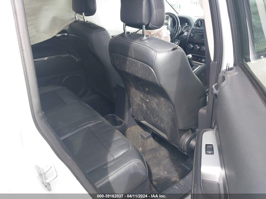 2016 JEEP COMPASS LATITUDE - 1C4NJDEBXGD587850