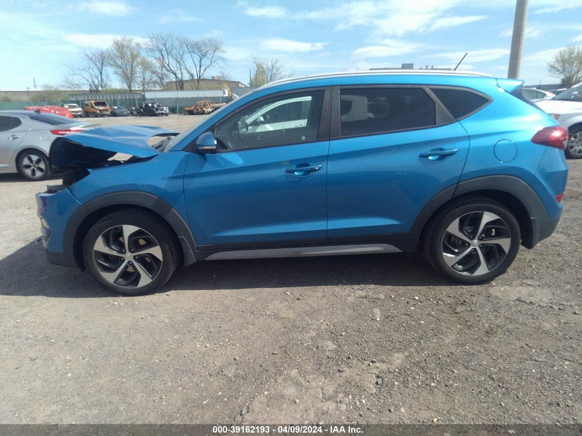 2017 HYUNDAI TUCSON SPORT - KM8J3CA24HU465863