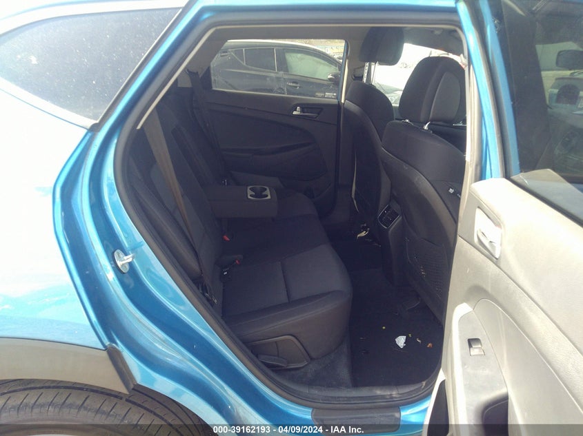 2017 HYUNDAI TUCSON SPORT - KM8J3CA24HU465863